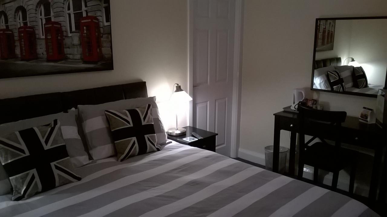 פונטפרקט Upton Arms Hotel מראה חיצוני תמונה