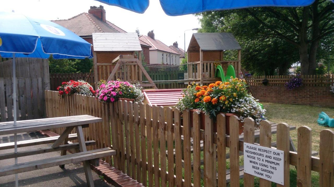 פונטפרקט Upton Arms Hotel מראה חיצוני תמונה