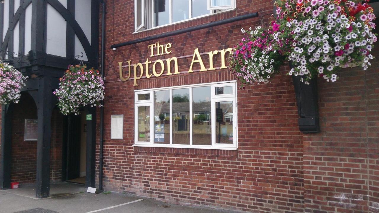 פונטפרקט Upton Arms Hotel מראה חיצוני תמונה